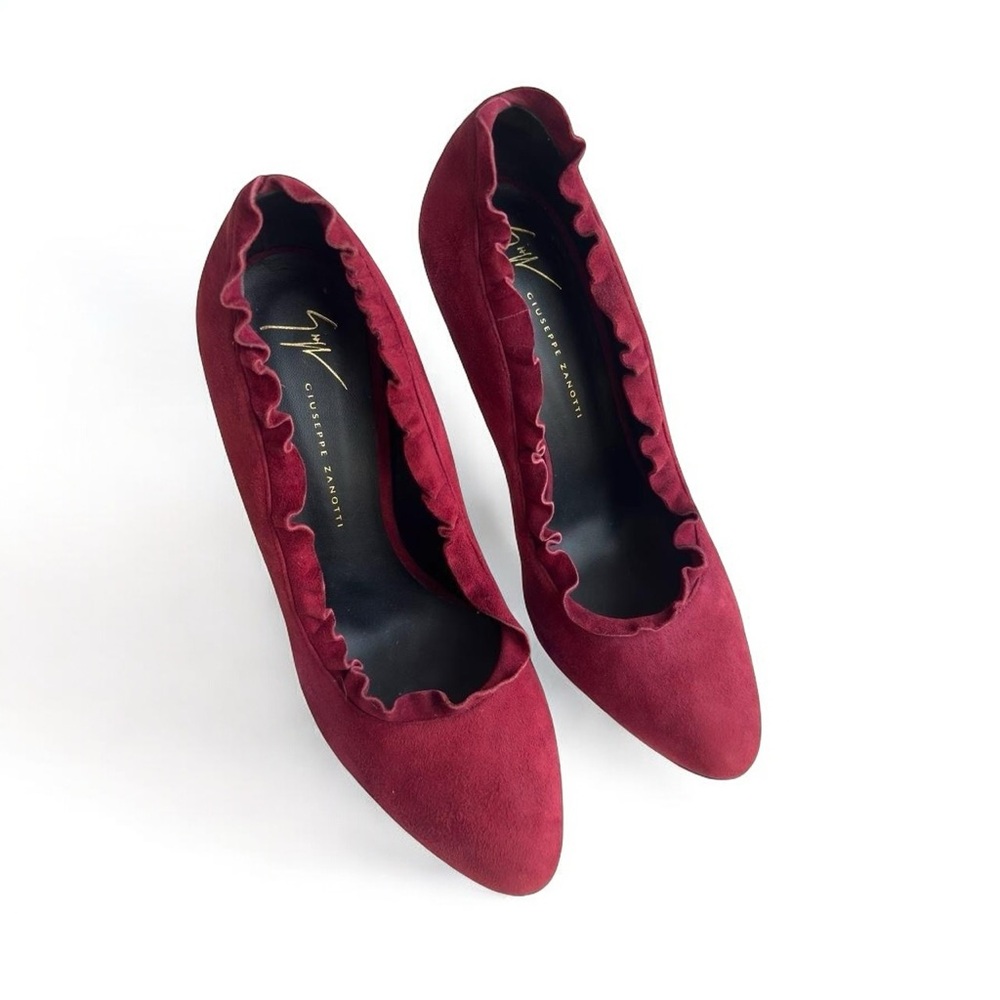 Giuseppe Zanotti Scarlet Red Suede Stiletto Pumps in size 8US